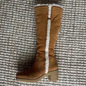 EUC Cole Haan Suede Shearling Heeled Boot, Tan, Size 8
